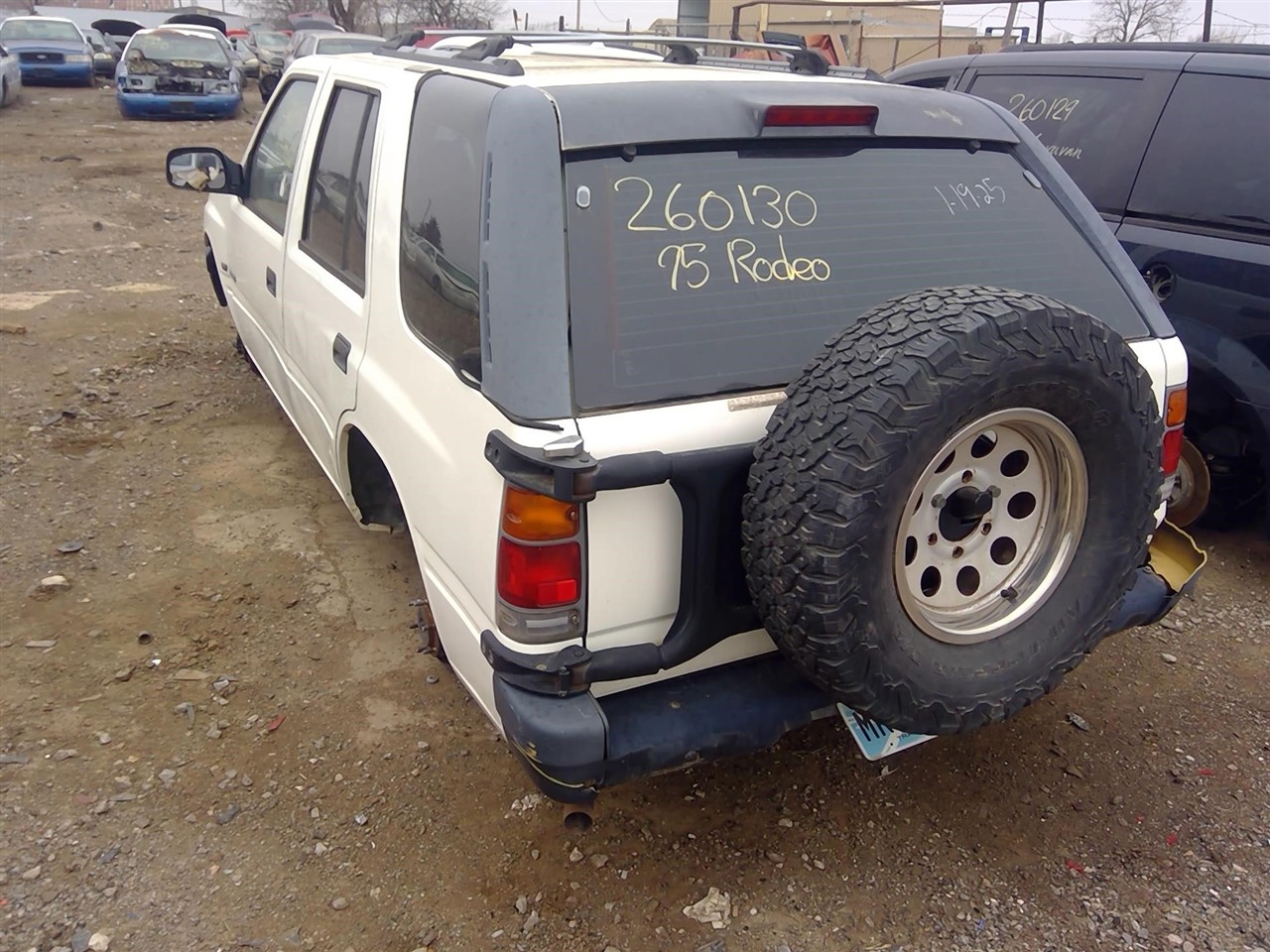 https://f005.backblazeb2.com/file/img-partshotlines-com/Inventory/EX366/Vehicle/11253_06.jpg