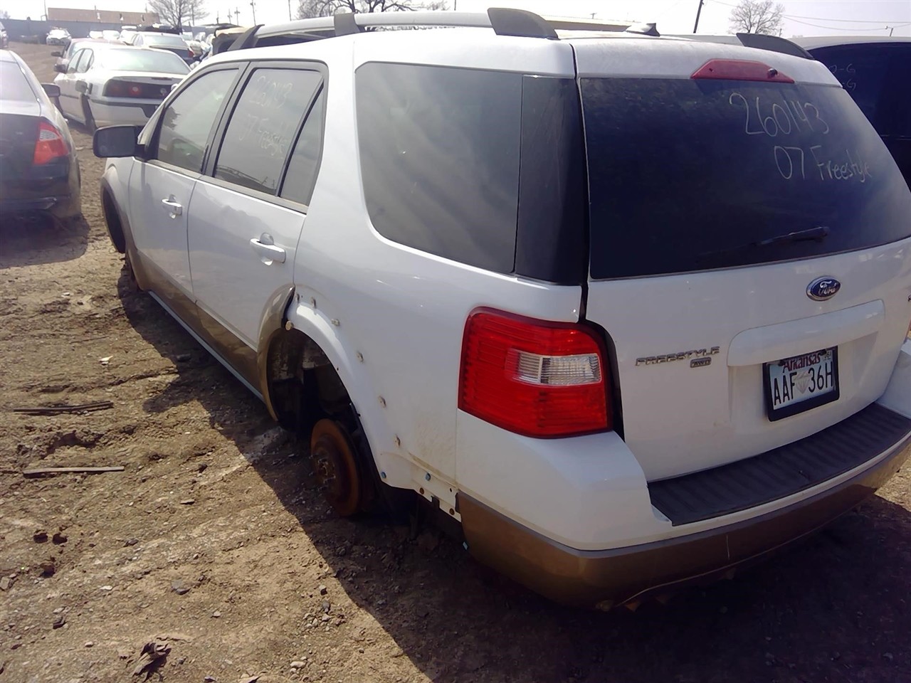https://f005.backblazeb2.com/file/img-partshotlines-com/Inventory/EX366/Vehicle/11266_07.jpg