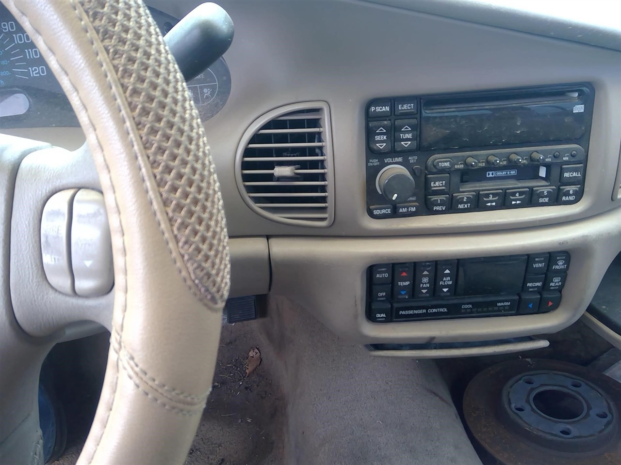 https://f005.backblazeb2.com/file/img-partshotlines-com/Inventory/EX366/Vehicle/11269_01.jpg
