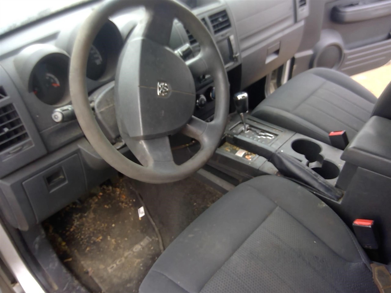 https://f005.backblazeb2.com/file/img-partshotlines-com/Inventory/EX366/Vehicle/11282_03.jpg