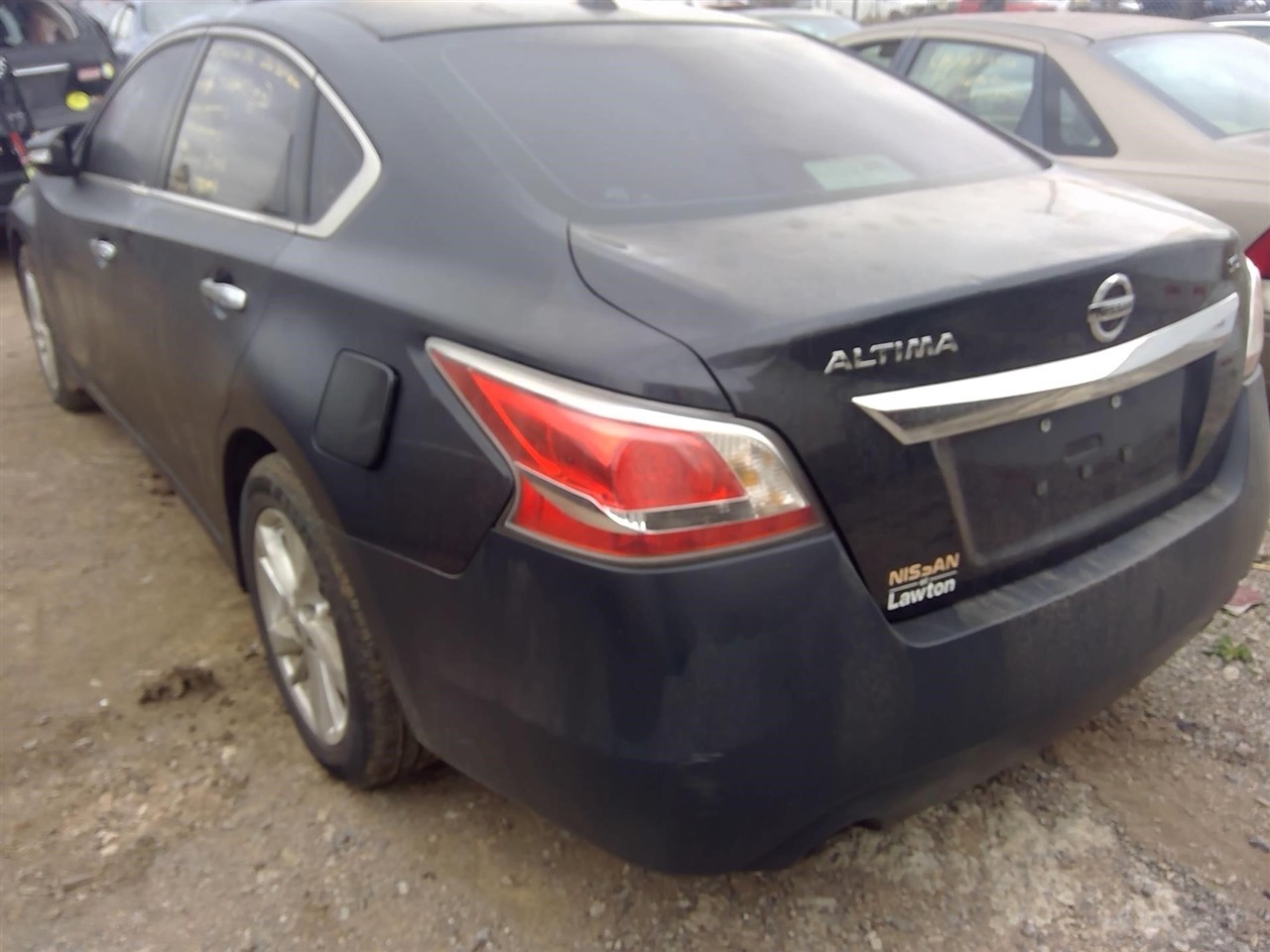 https://f005.backblazeb2.com/file/img-partshotlines-com/Inventory/EX366/Vehicle/11294_07.jpg