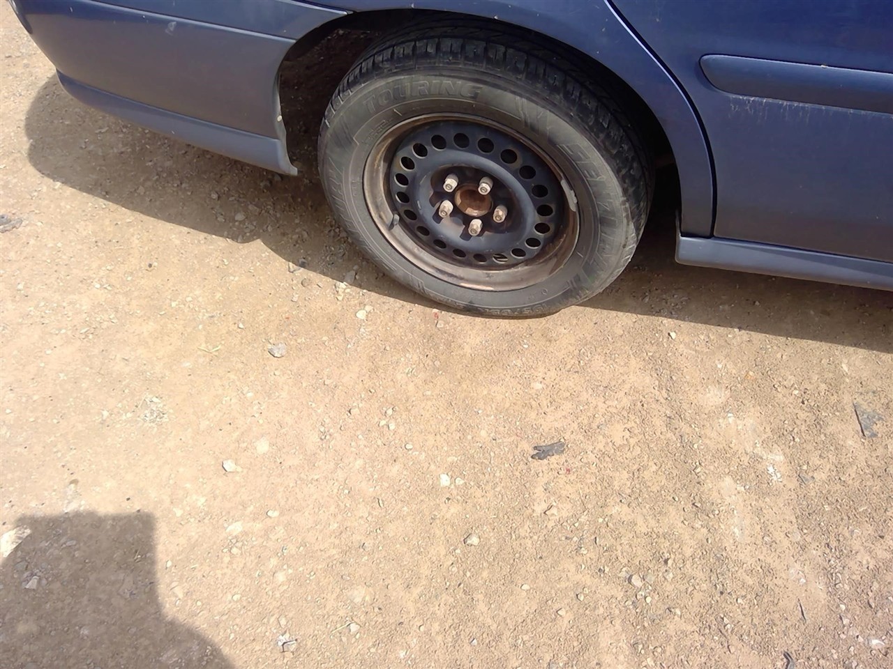 https://f005.backblazeb2.com/file/img-partshotlines-com/Inventory/EX366/Vehicle/11301_05.jpg
