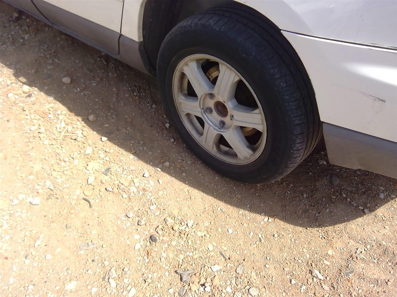https://f005.backblazeb2.com/file/img-partshotlines-com/Inventory/EX366/Vehicle/11319_07.jpg