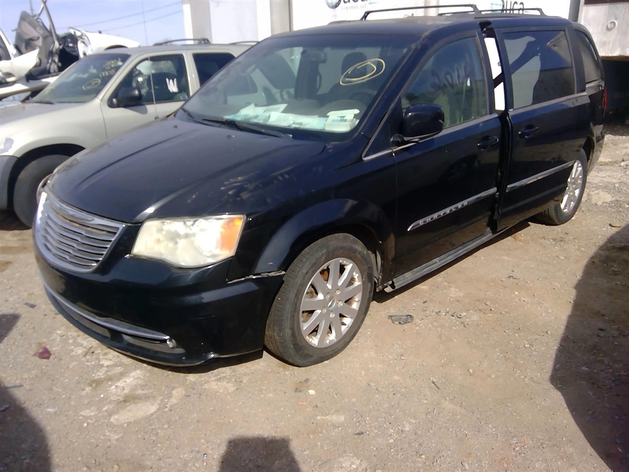 https://f005.backblazeb2.com/file/img-partshotlines-com/Inventory/EX366/Vehicle/11320_03.jpg