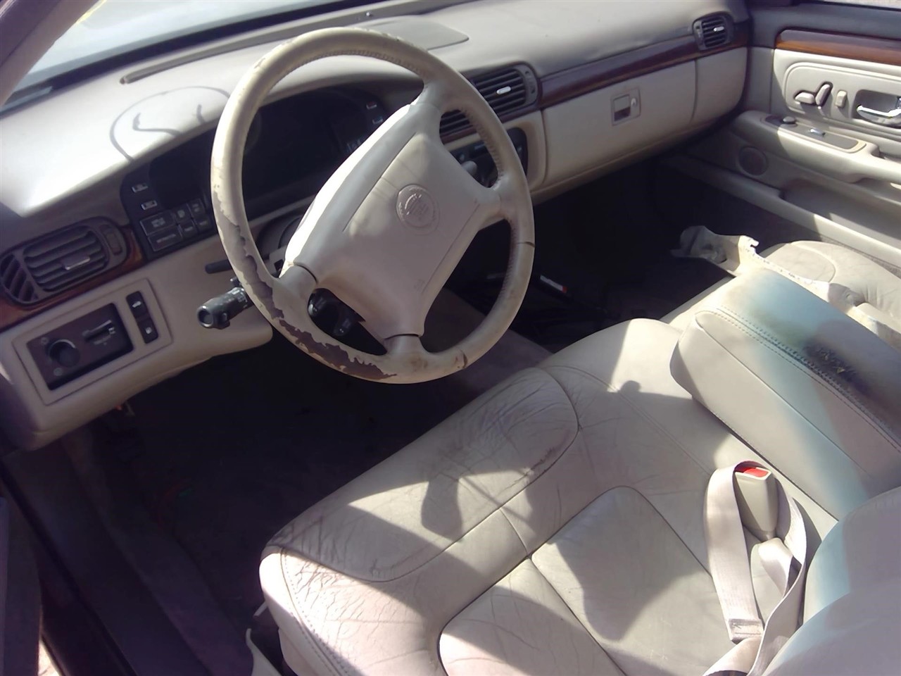 https://f005.backblazeb2.com/file/img-partshotlines-com/Inventory/EX366/Vehicle/11330_01.jpg