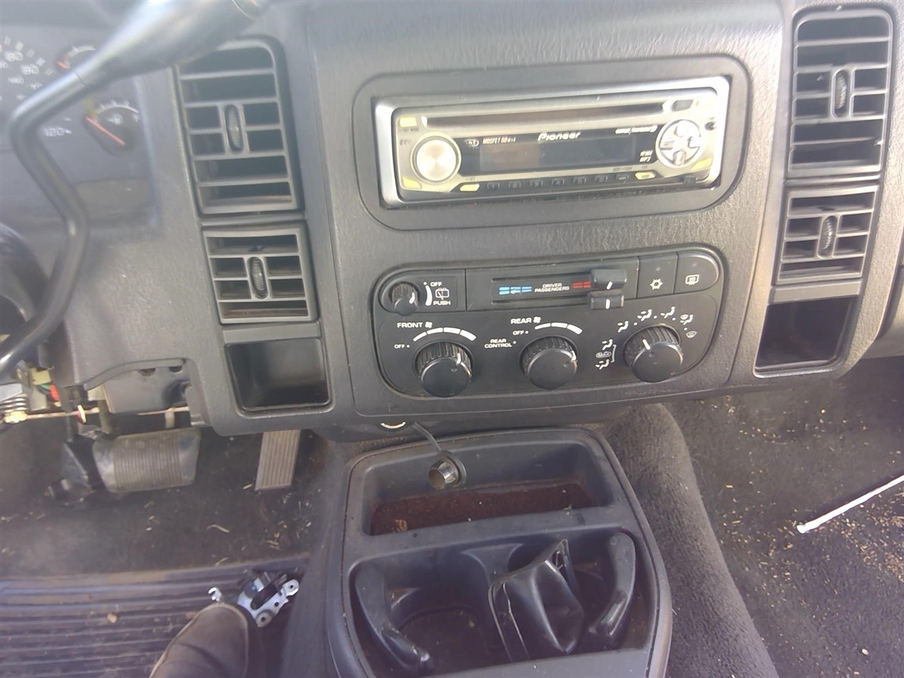 https://f005.backblazeb2.com/file/img-partshotlines-com/Inventory/EX366/Vehicle/11369_01.jpg