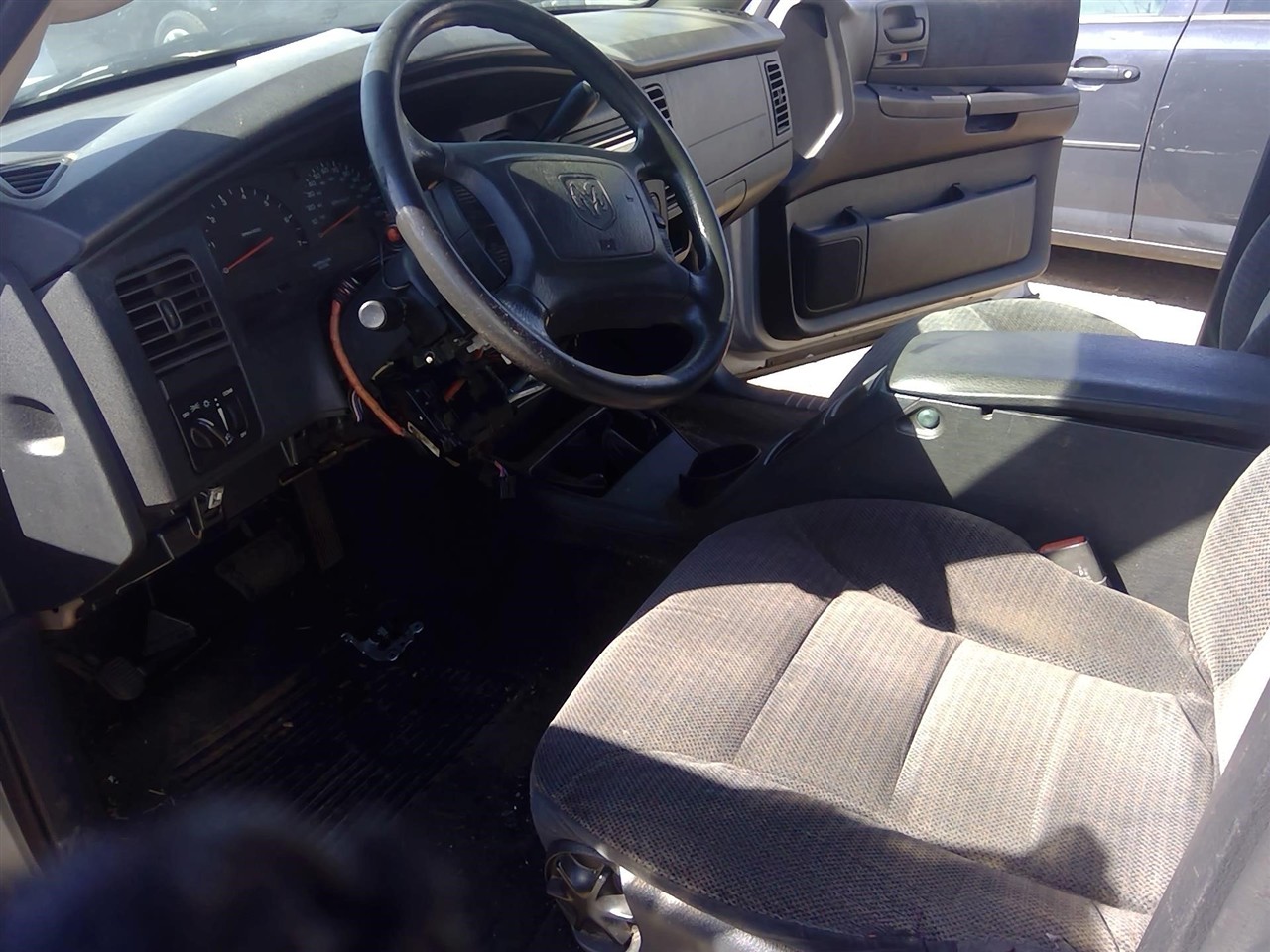 https://f005.backblazeb2.com/file/img-partshotlines-com/Inventory/EX366/Vehicle/11369_02.jpg