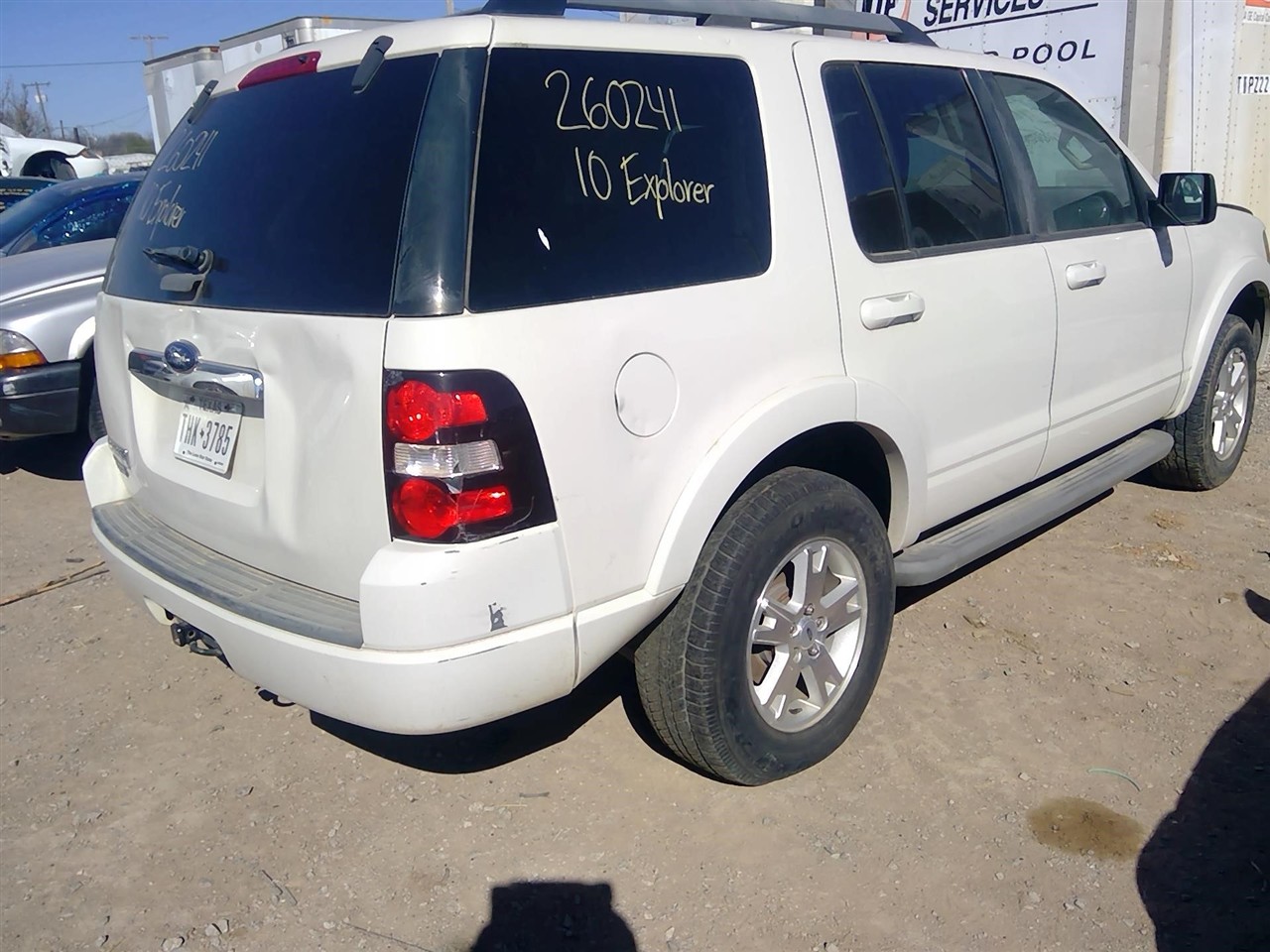 https://f005.backblazeb2.com/file/img-partshotlines-com/Inventory/EX366/Vehicle/11370_06.jpg