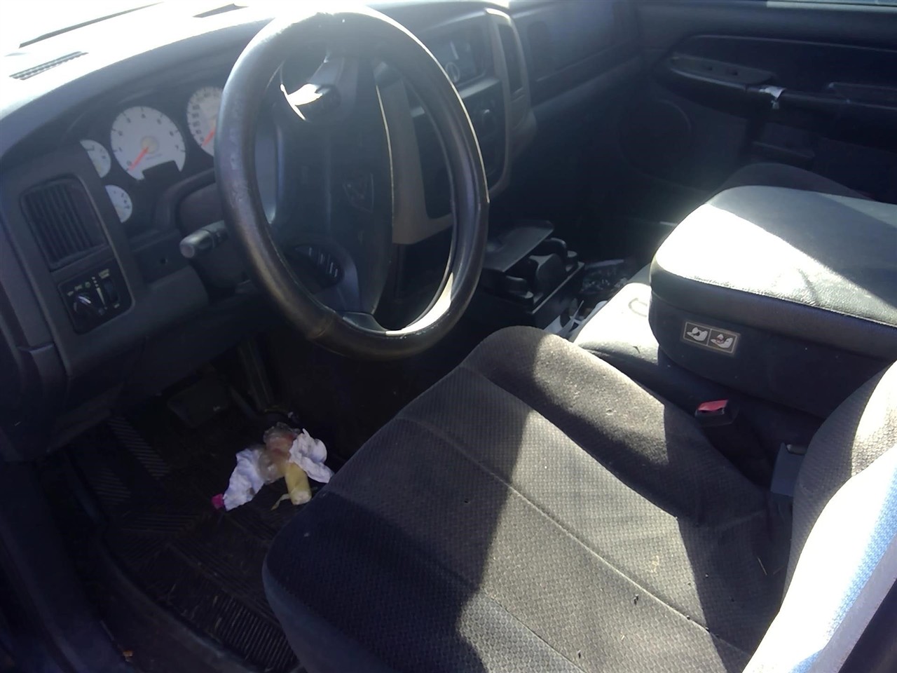 https://f005.backblazeb2.com/file/img-partshotlines-com/Inventory/EX366/Vehicle/11391_02.jpg