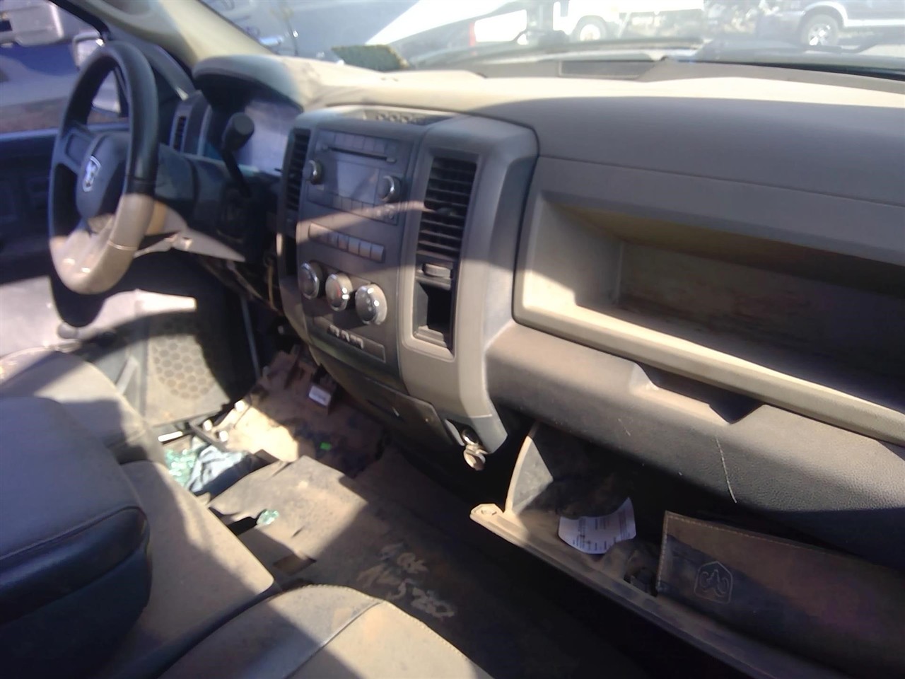 https://f005.backblazeb2.com/file/img-partshotlines-com/Inventory/EX366/Vehicle/11402_01.jpg