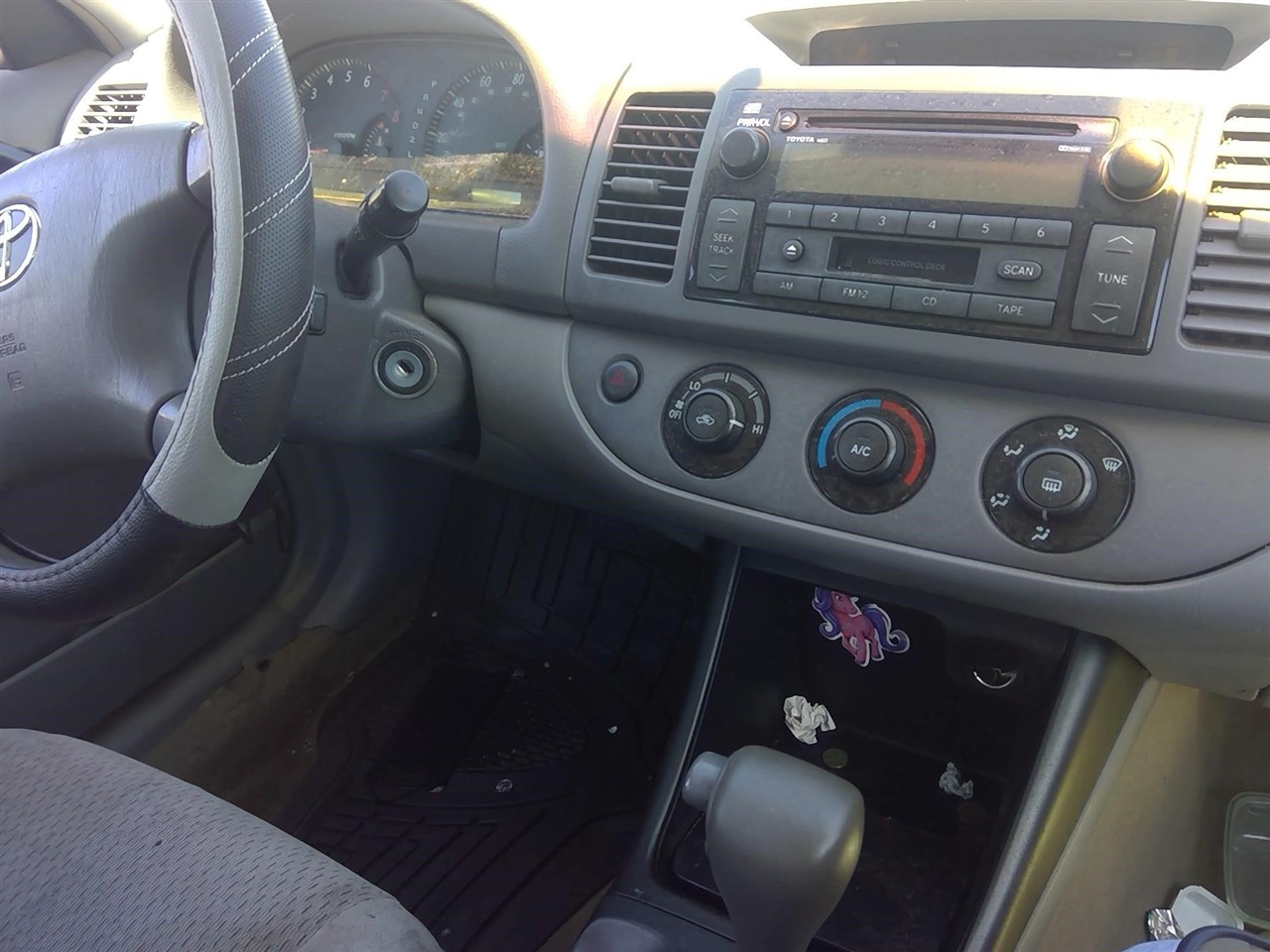 https://f005.backblazeb2.com/file/img-partshotlines-com/Inventory/EX366/Vehicle/11415_01.jpg
