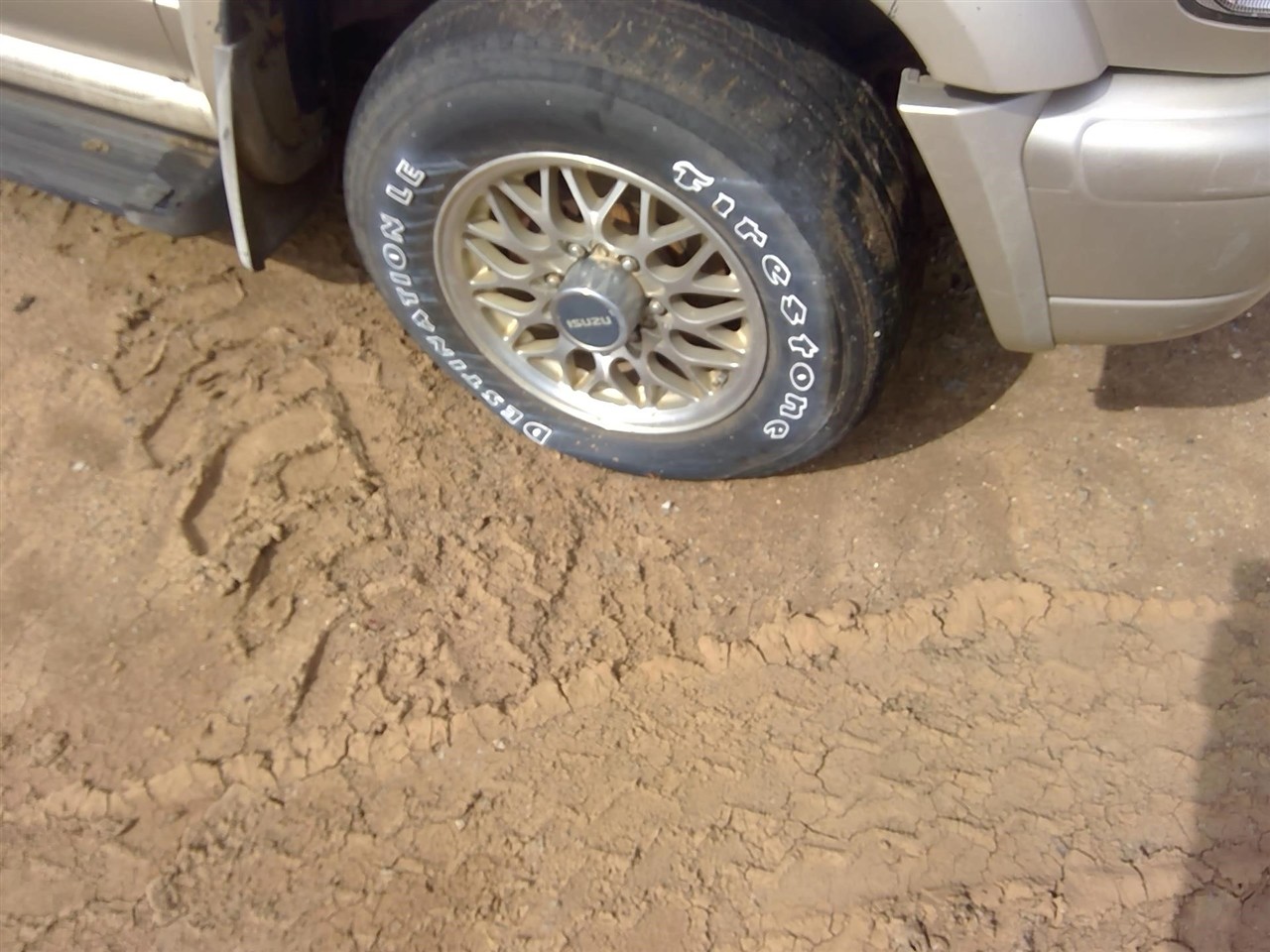 https://f005.backblazeb2.com/file/img-partshotlines-com/Inventory/EX366/Vehicle/11471_06.jpg
