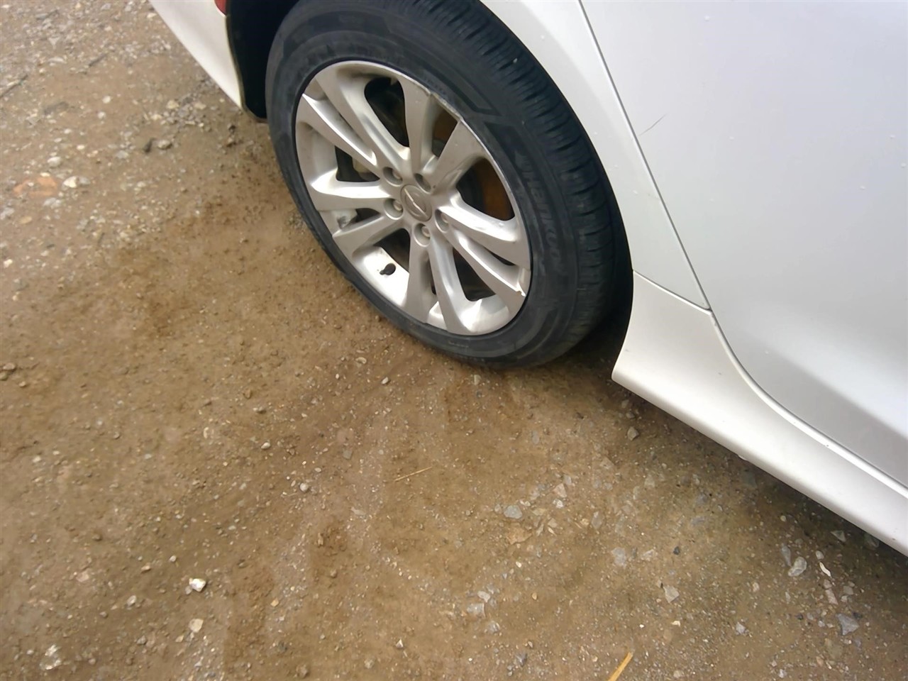 https://f005.backblazeb2.com/file/img-partshotlines-com/Inventory/EX366/Vehicle/11477_05.jpg