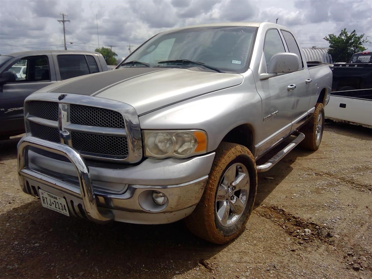 https://f005.backblazeb2.com/file/img-partshotlines-com/Inventory/EX366/Vehicle/11484_03.jpg