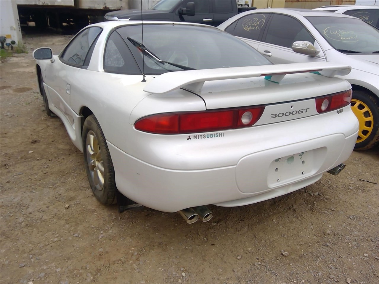 https://f005.backblazeb2.com/file/img-partshotlines-com/Inventory/EX366/Vehicle/11492_09.jpg
