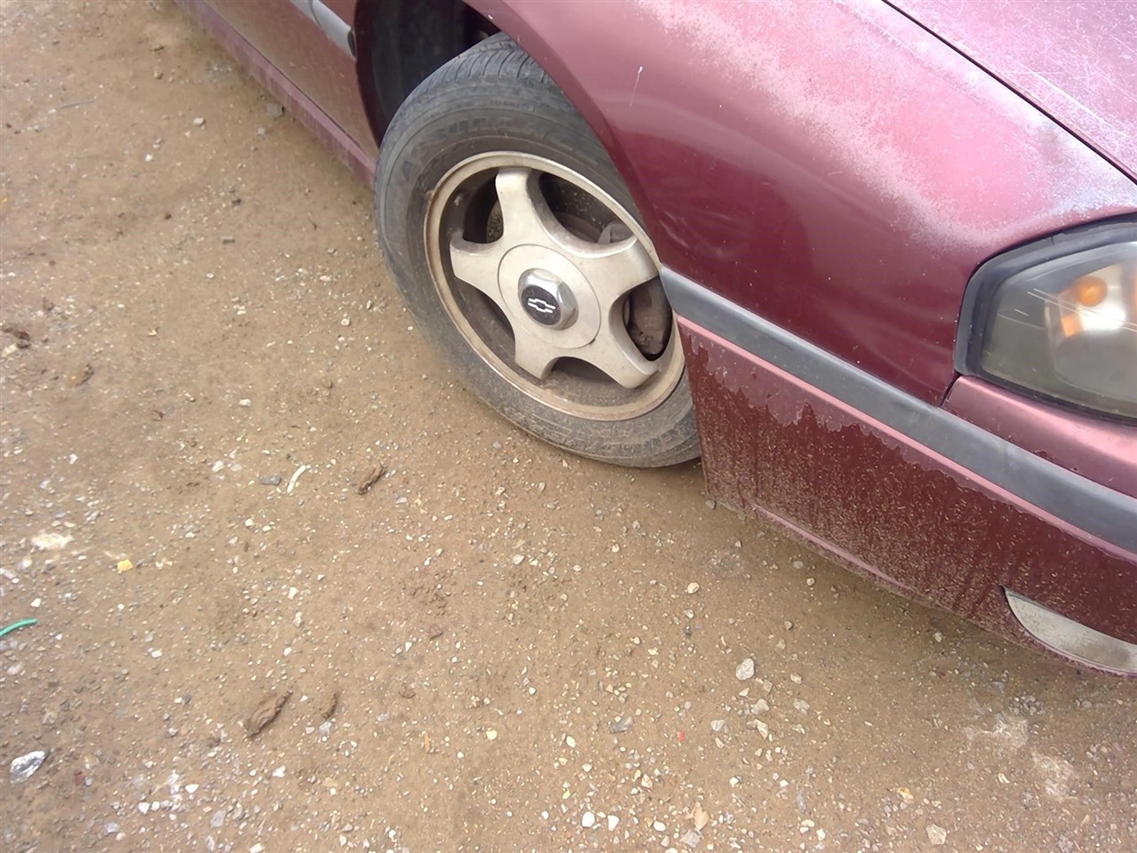 https://f005.backblazeb2.com/file/img-partshotlines-com/Inventory/EX366/Vehicle/11520_04.jpg