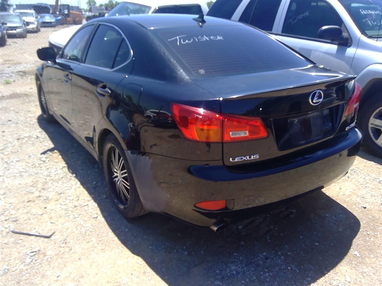 https://f005.backblazeb2.com/file/img-partshotlines-com/Inventory/EX366/Vehicle/11534_08.jpg