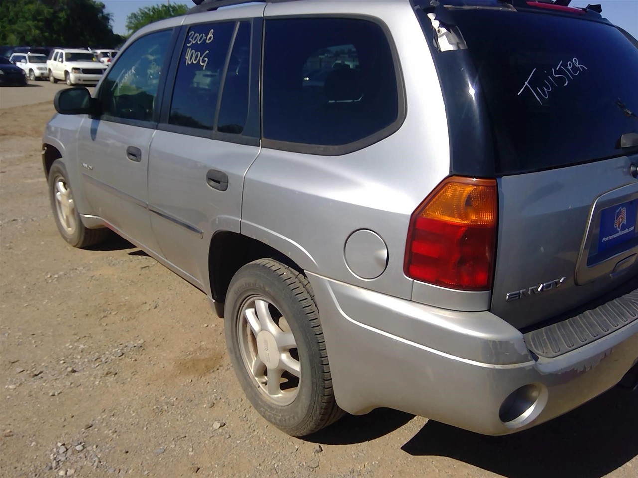 https://f005.backblazeb2.com/file/img-partshotlines-com/Inventory/EX366/Vehicle/11541_08.jpg