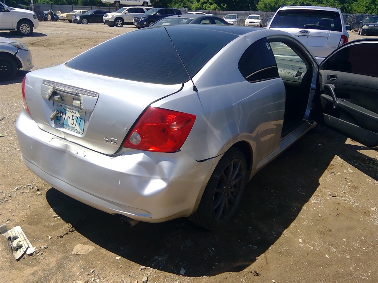 https://f005.backblazeb2.com/file/img-partshotlines-com/Inventory/EX366/Vehicle/11545_06.jpg