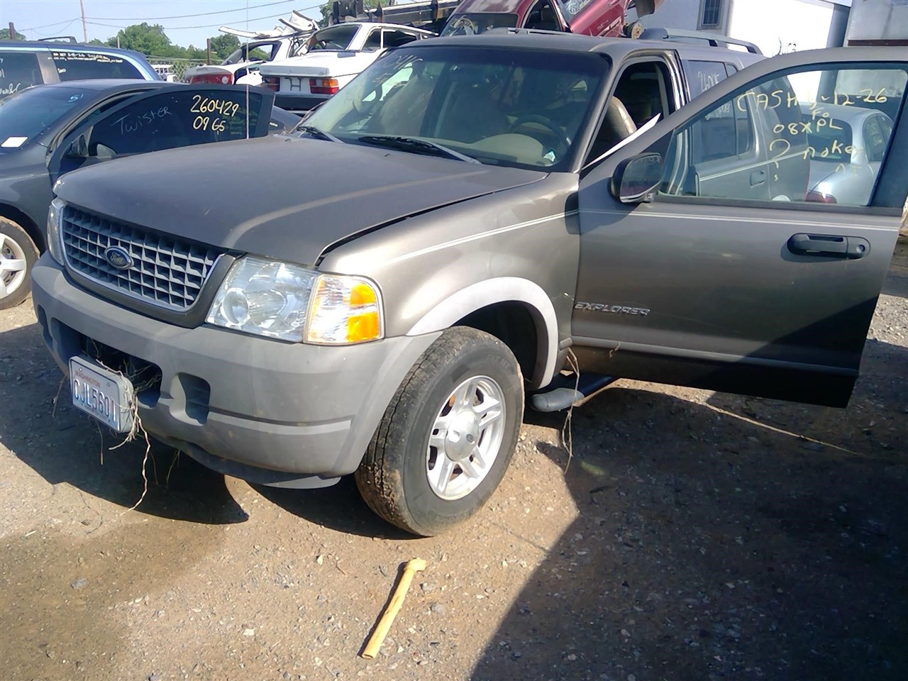 https://f005.backblazeb2.com/file/img-partshotlines-com/Inventory/EX366/Vehicle/11546_03.jpg