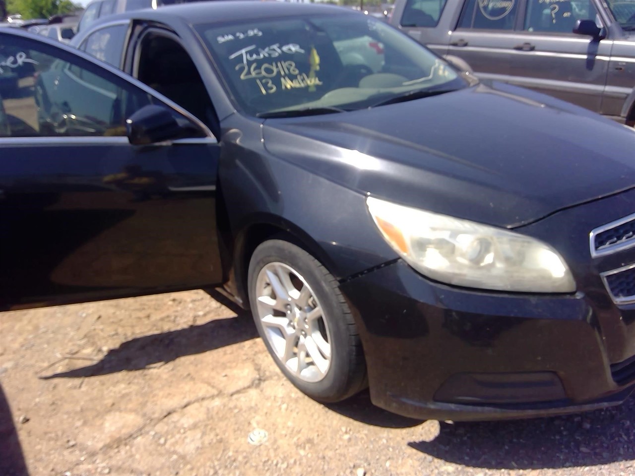 https://f005.backblazeb2.com/file/img-partshotlines-com/Inventory/EX366/Vehicle/11549_04.jpg