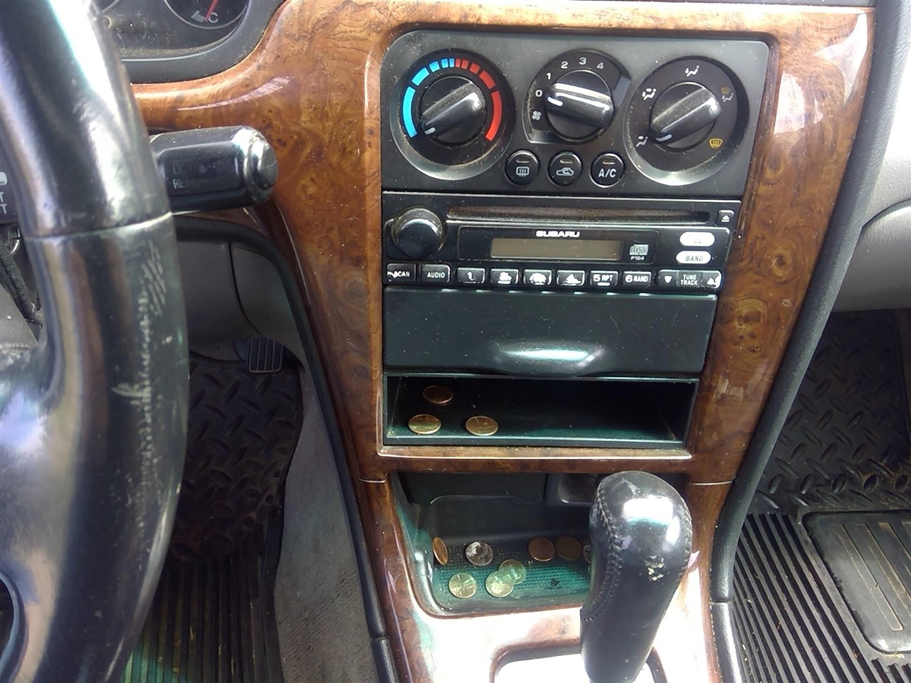 https://f005.backblazeb2.com/file/img-partshotlines-com/Inventory/EX366/Vehicle/11550_01.jpg