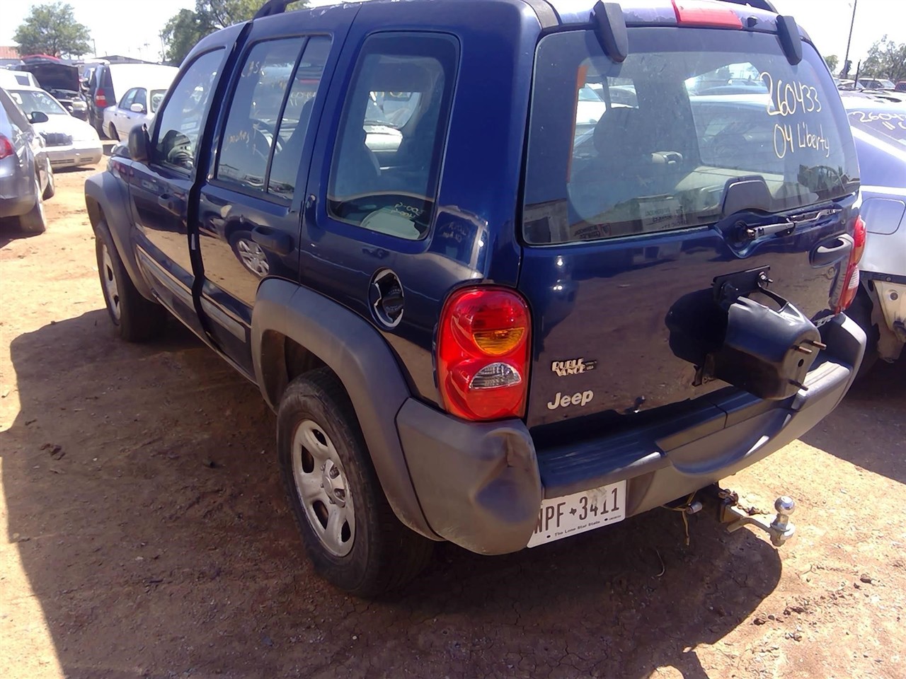 https://f005.backblazeb2.com/file/img-partshotlines-com/Inventory/EX366/Vehicle/11564_08.jpg