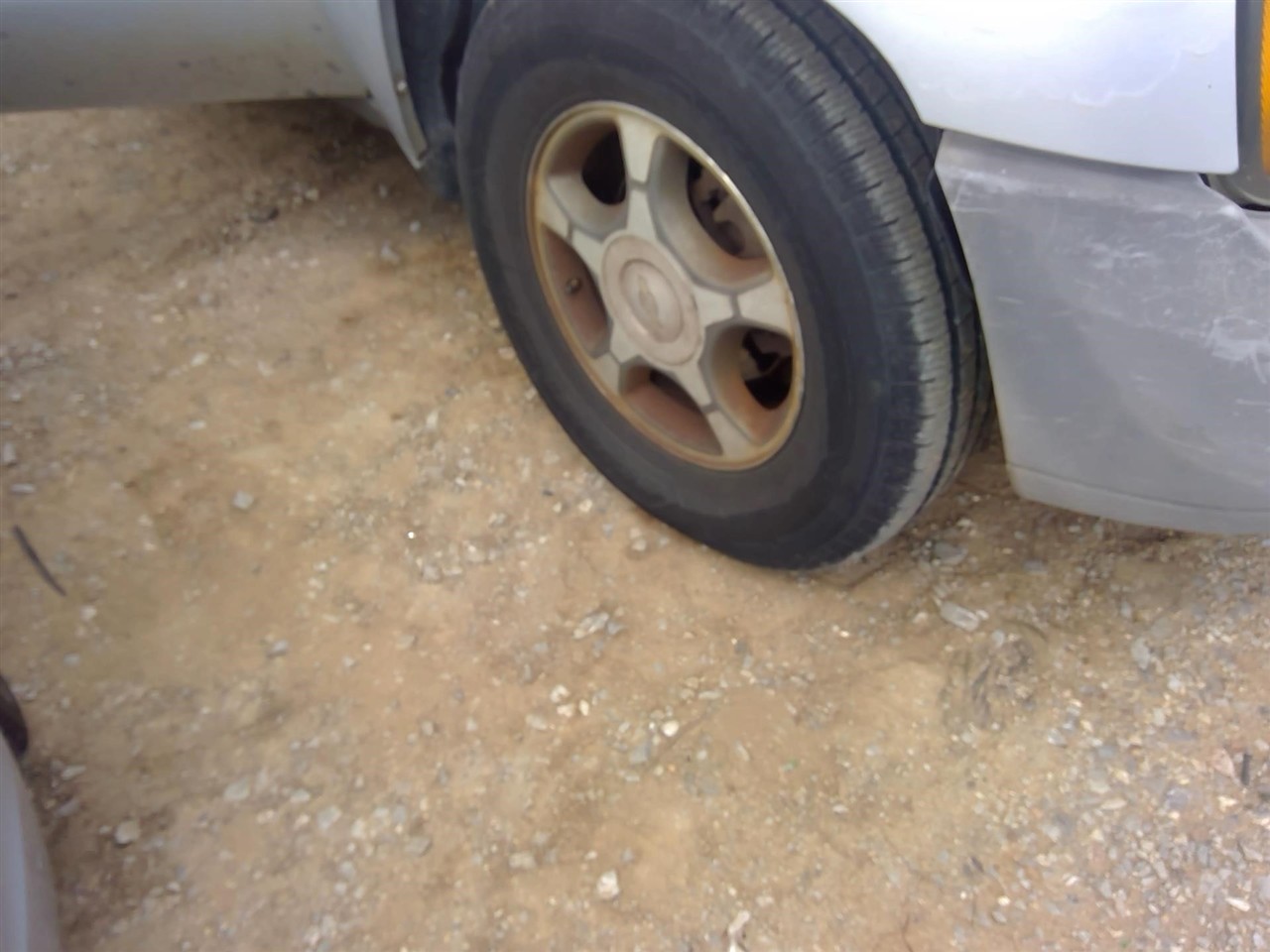 https://f005.backblazeb2.com/file/img-partshotlines-com/Inventory/EX366/Vehicle/11570_06.jpg