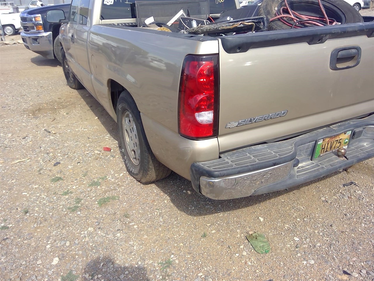 https://f005.backblazeb2.com/file/img-partshotlines-com/Inventory/EX366/Vehicle/11575_08.jpg