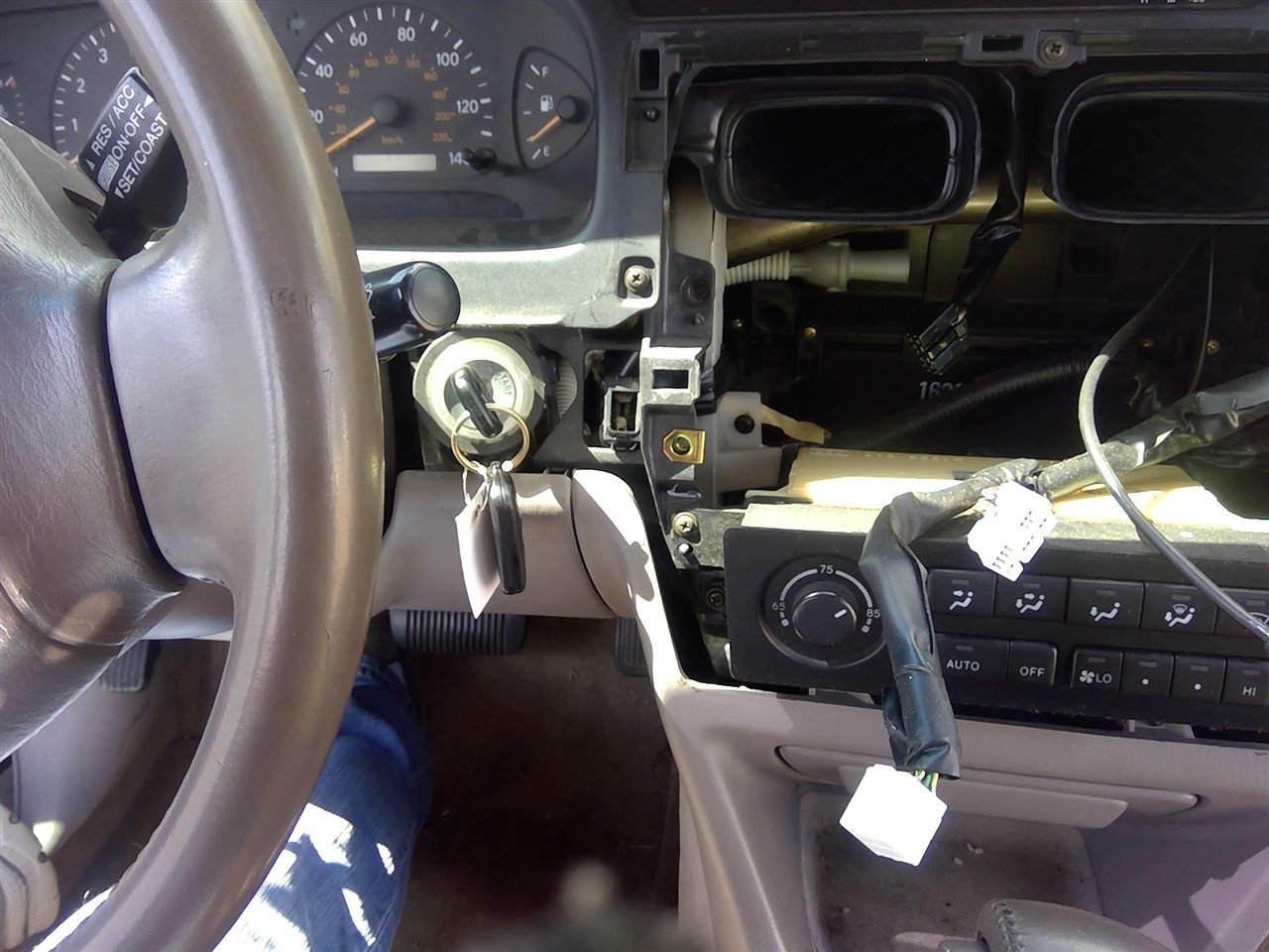 https://f005.backblazeb2.com/file/img-partshotlines-com/Inventory/EX366/Vehicle/11595_02.jpg
