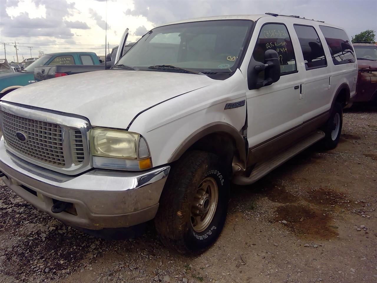 https://f005.backblazeb2.com/file/img-partshotlines-com/Inventory/EX366/Vehicle/11596_04.jpg