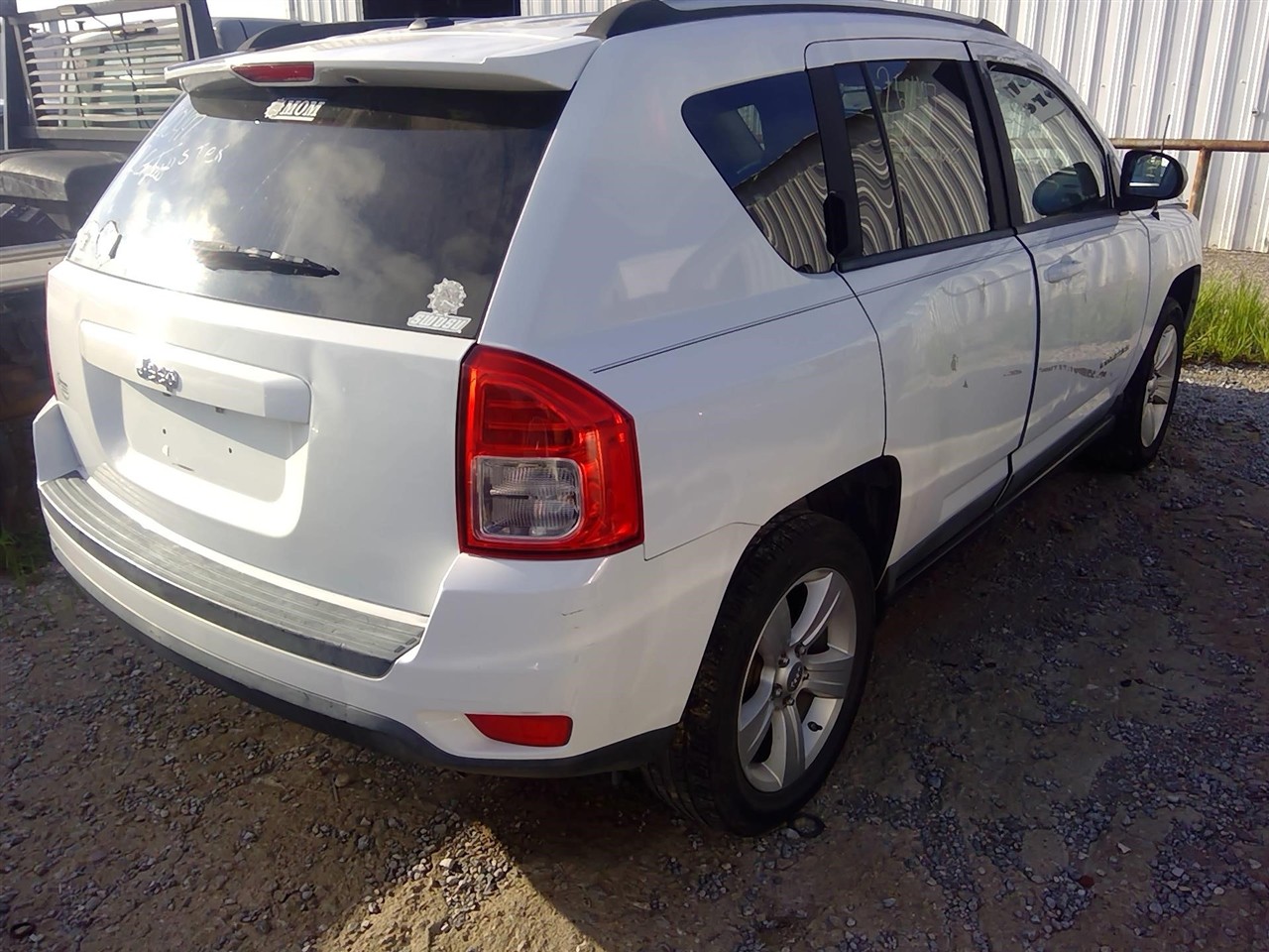 https://f005.backblazeb2.com/file/img-partshotlines-com/Inventory/EX366/Vehicle/11647_05.jpg