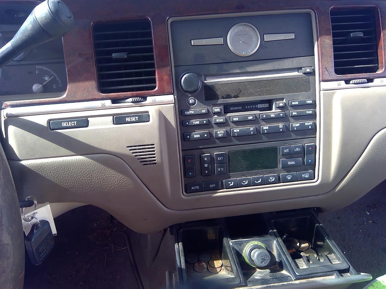 https://f005.backblazeb2.com/file/img-partshotlines-com/Inventory/EX366/Vehicle/11669_01.jpg