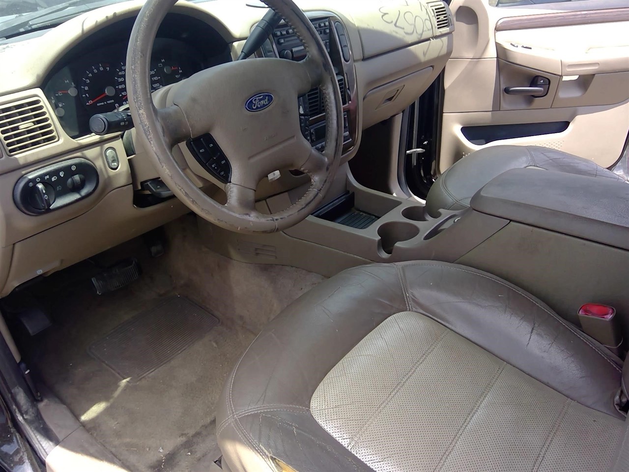 https://f005.backblazeb2.com/file/img-partshotlines-com/Inventory/EX366/Vehicle/11708_02.jpg
