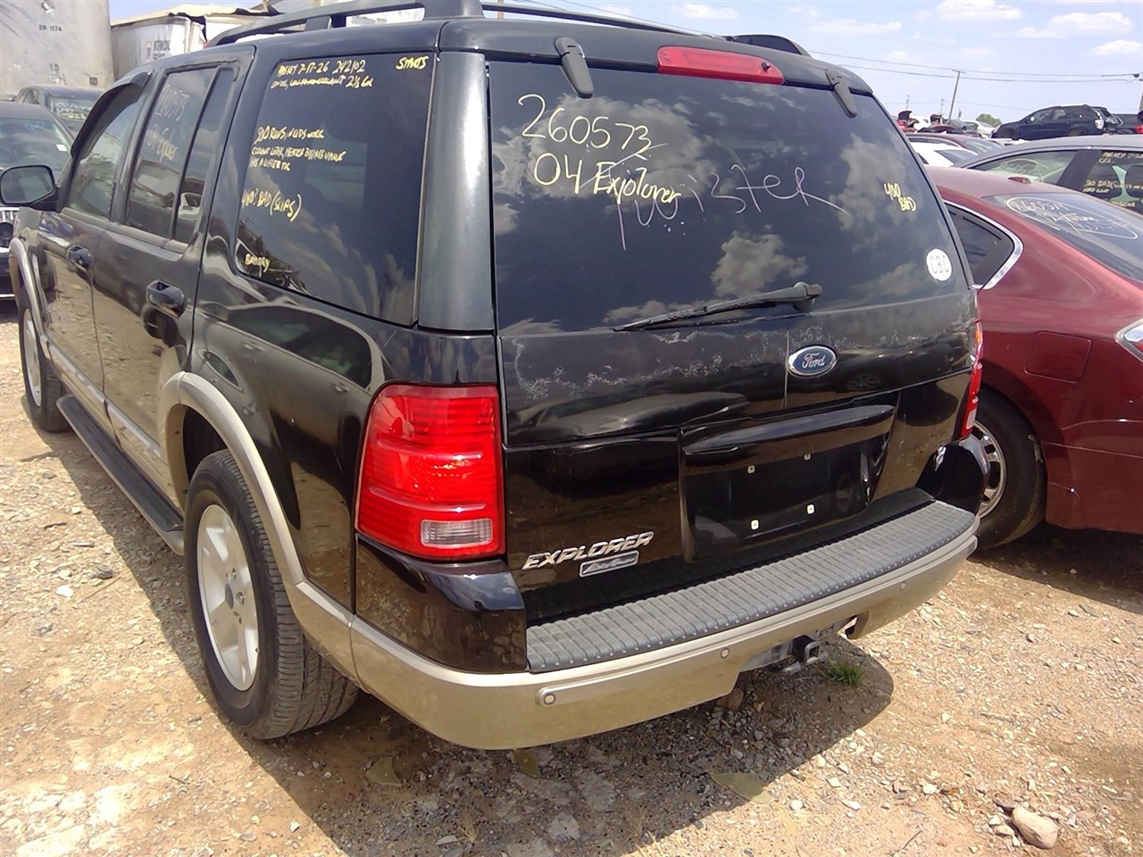 https://f005.backblazeb2.com/file/img-partshotlines-com/Inventory/EX366/Vehicle/11708_07.jpg