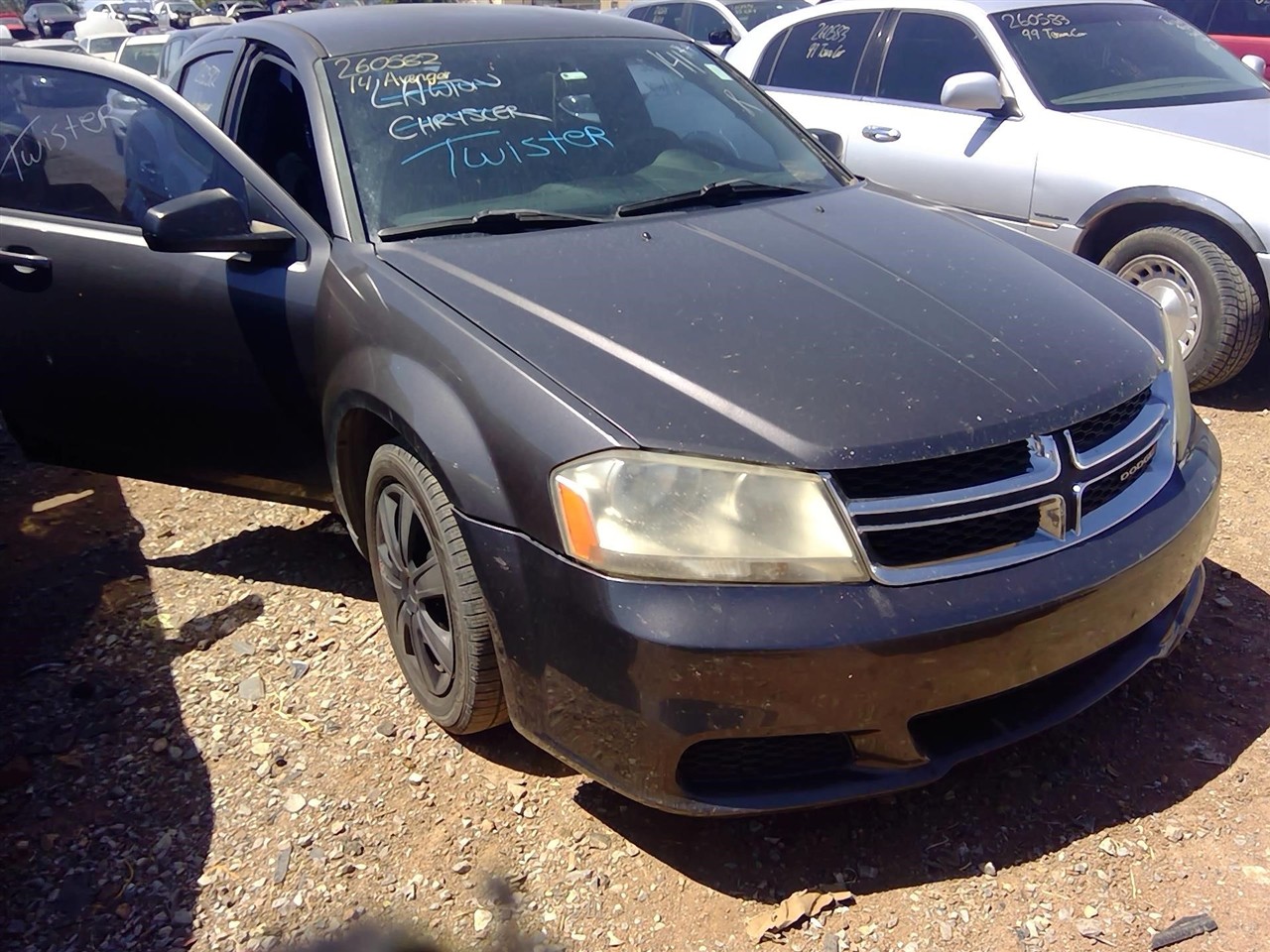 https://f005.backblazeb2.com/file/img-partshotlines-com/Inventory/EX366/Vehicle/11717_04.jpg