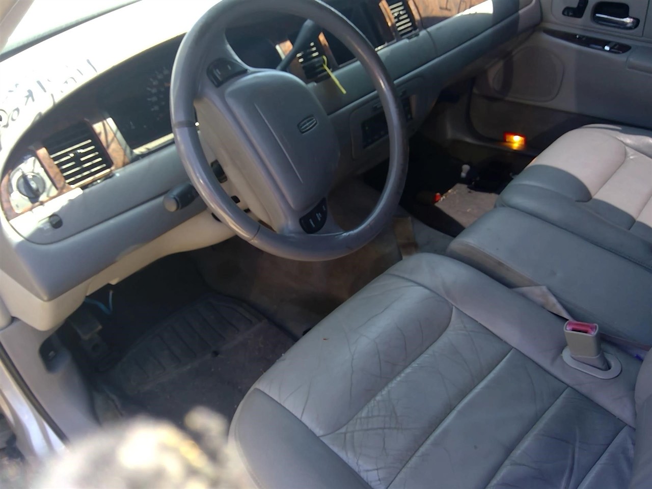 https://f005.backblazeb2.com/file/img-partshotlines-com/Inventory/EX366/Vehicle/11718_03.jpg