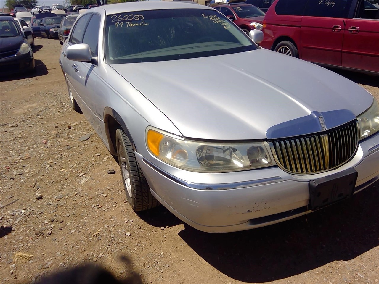 https://f005.backblazeb2.com/file/img-partshotlines-com/Inventory/EX366/Vehicle/11718_05.jpg
