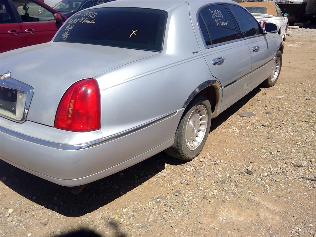 https://f005.backblazeb2.com/file/img-partshotlines-com/Inventory/EX366/Vehicle/11718_07.jpg