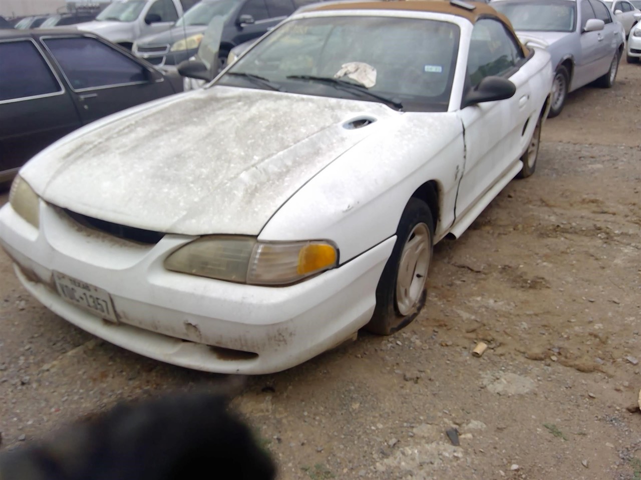 https://f005.backblazeb2.com/file/img-partshotlines-com/Inventory/EX366/Vehicle/11723_03.jpg