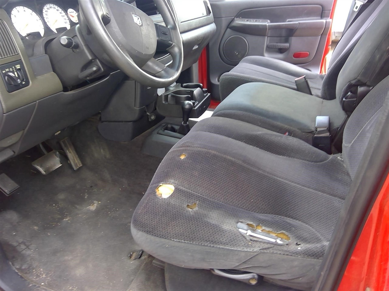 https://f005.backblazeb2.com/file/img-partshotlines-com/Inventory/EX366/Vehicle/11819_04.jpg