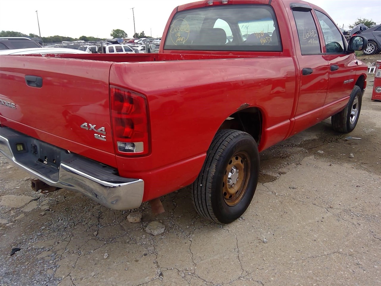 https://f005.backblazeb2.com/file/img-partshotlines-com/Inventory/EX366/Vehicle/11819_08.jpg