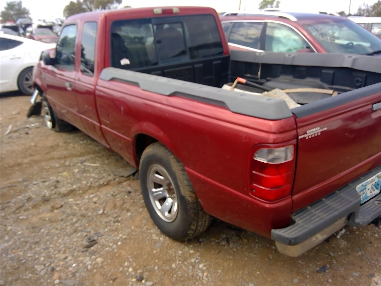 https://f005.backblazeb2.com/file/img-partshotlines-com/Inventory/EX366/Vehicle/11820_05.jpg