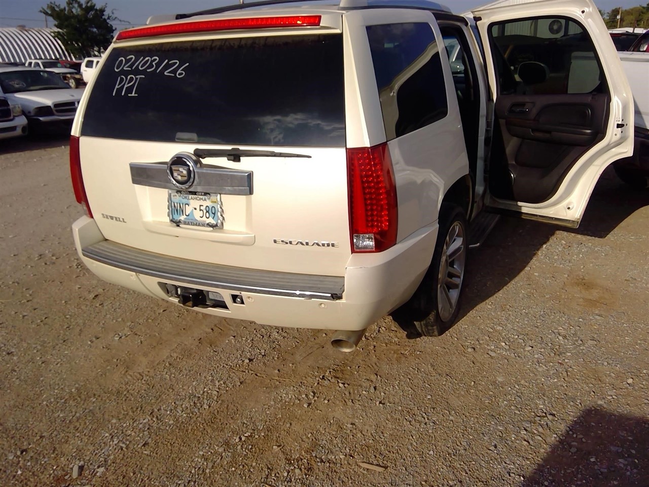 https://f005.backblazeb2.com/file/img-partshotlines-com/Inventory/EX366/Vehicle/11823_08.jpg