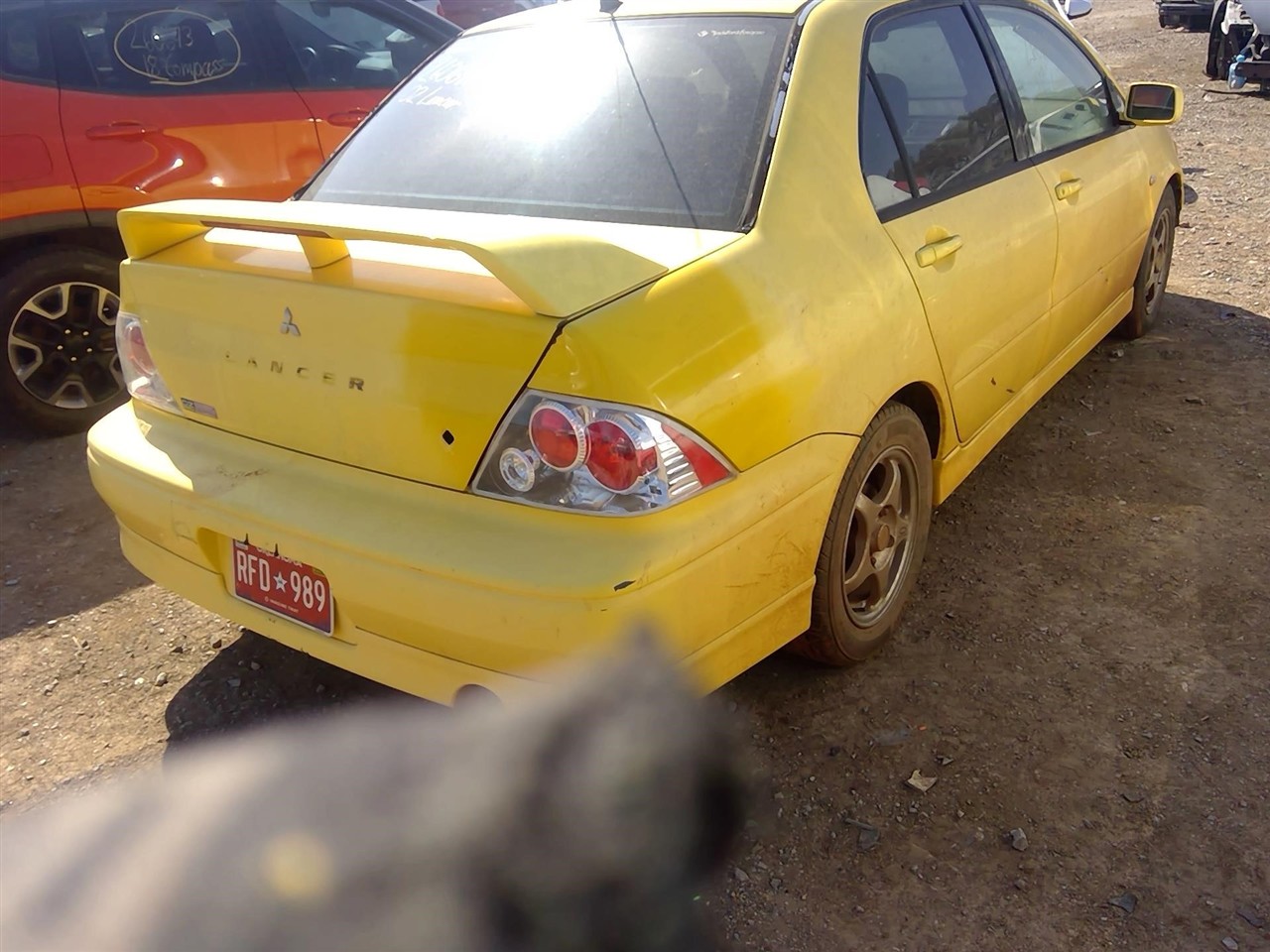 https://f005.backblazeb2.com/file/img-partshotlines-com/Inventory/EX366/Vehicle/11831_05.jpg