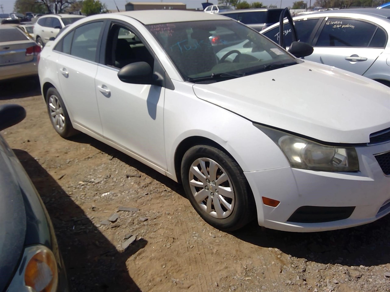 https://f005.backblazeb2.com/file/img-partshotlines-com/Inventory/EX366/Vehicle/11851_01.jpg