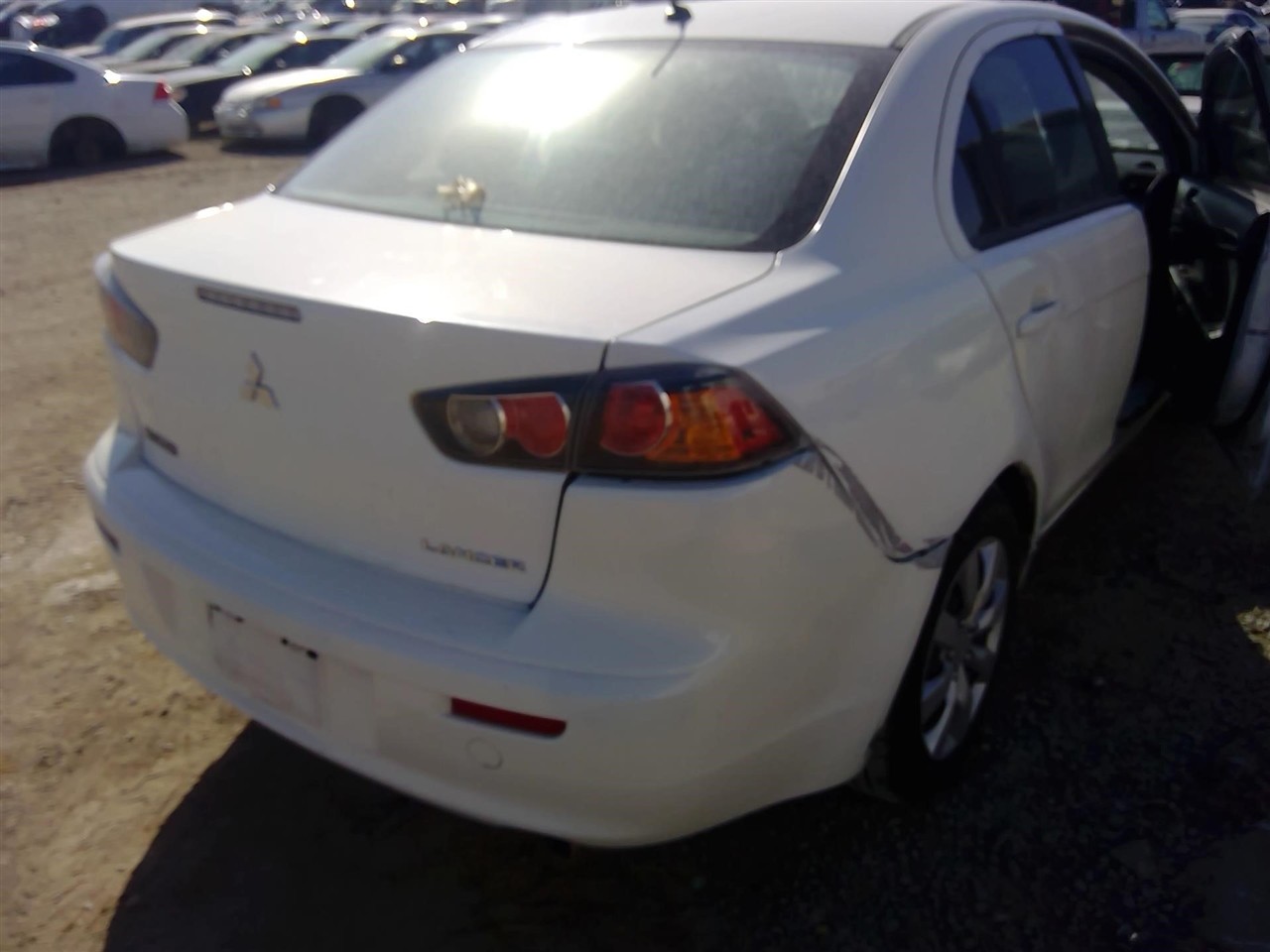 https://f005.backblazeb2.com/file/img-partshotlines-com/Inventory/EX366/Vehicle/11881_07.jpg
