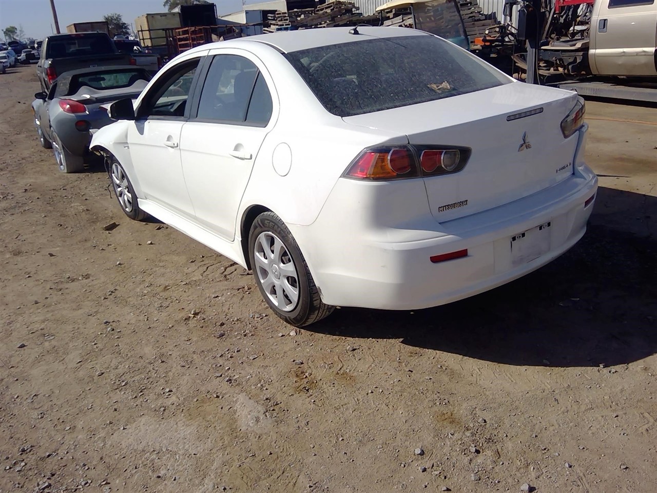 https://f005.backblazeb2.com/file/img-partshotlines-com/Inventory/EX366/Vehicle/11881_08.jpg