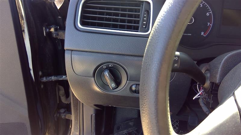 https://f005.backblazeb2.com/file/img-partshotlines-com/Inventory/EX366/Vehicle/9053_02.jpg