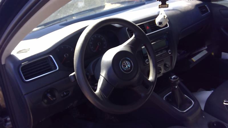 https://f005.backblazeb2.com/file/img-partshotlines-com/Inventory/EX366/Vehicle/9053_06.jpg